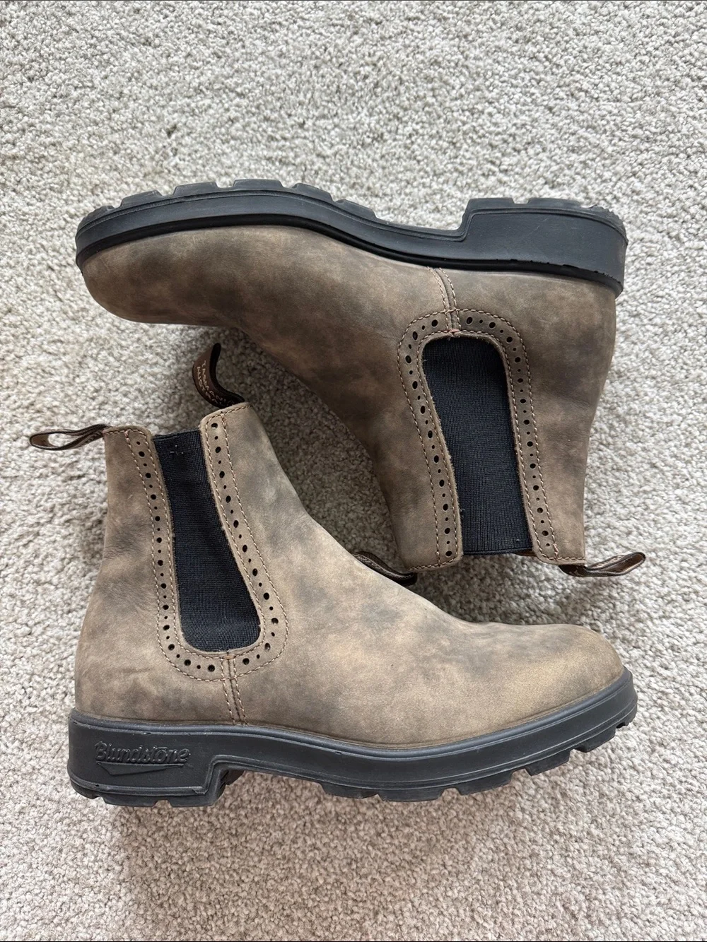 Blundstone Chukka Boots in Taupe Brown with Black Elastic Size 5.5 AU/UK